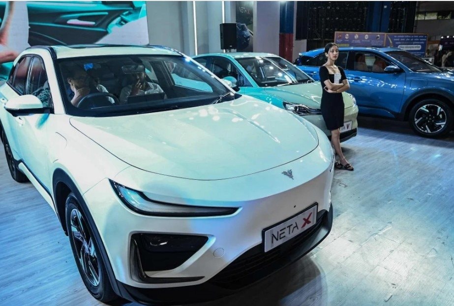 Quốc gia châu Á tràn ngập xe điện giá rẻ từ Trung Quốc, nguy cơ tiềm ẩn nhiều rủi ro- Ảnh 1.
