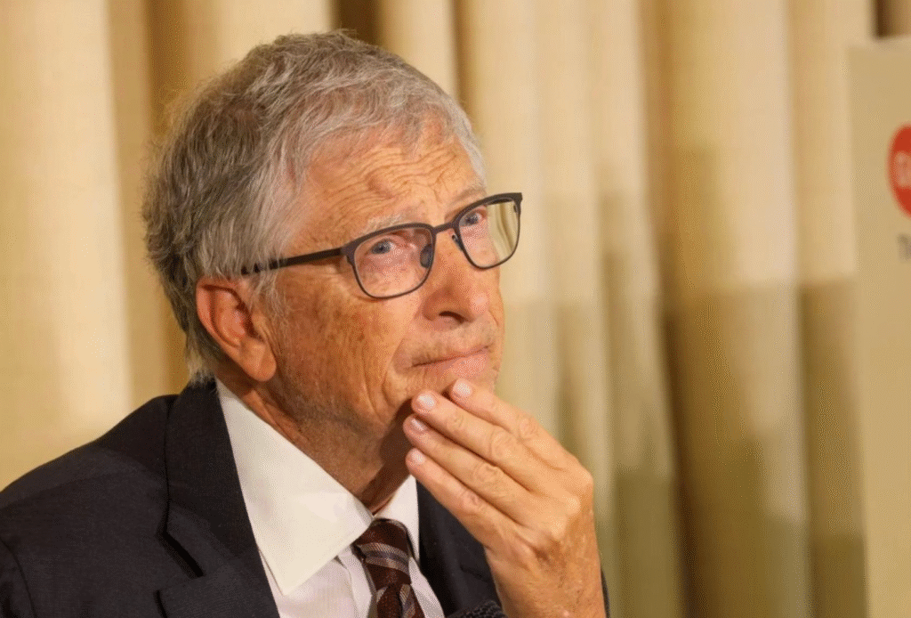 Tiết lộ gây sốc về thái độ của Bill Gates với nhân viên: Từng bắt nạt, cướp công, thường xuyên dùng lời lẽ vô văn hoá- Ảnh 1.
