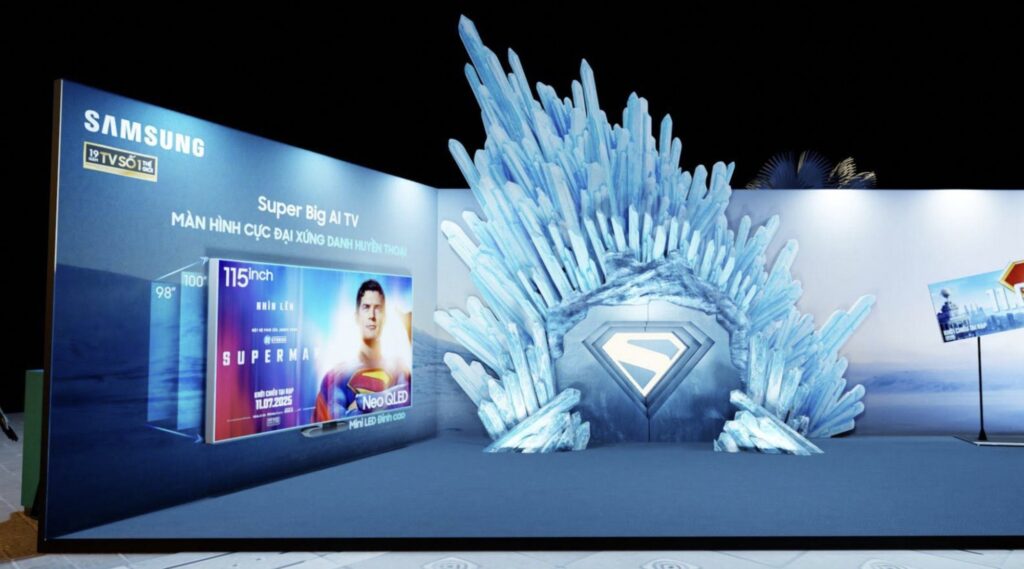 Samsung kết hợp DC quảng bá Superman qua TV 115 inch: Fan Việt đến check-in là có cơ hội rinh loa khung tranh, TV 98 inch giá 75 triệu về nhà- Ảnh 1.