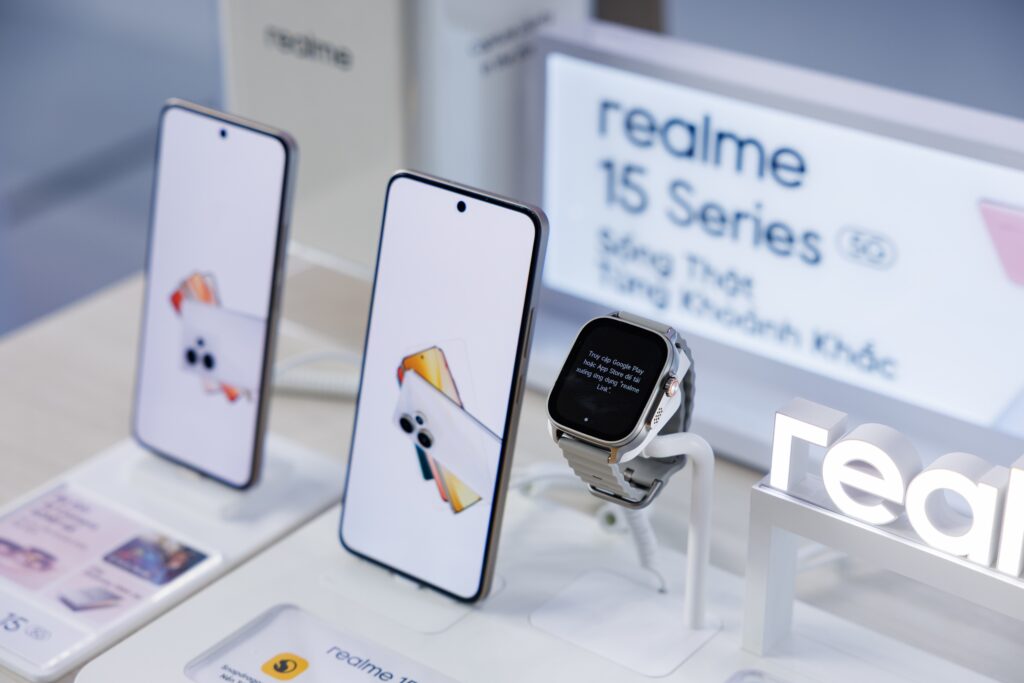 realme 15 Series chính thức ra mắt: Nhiều tính năng AI thú vị, máy đẹp, pin "khủng", giá từ 9 triệu đồng- Ảnh 2.