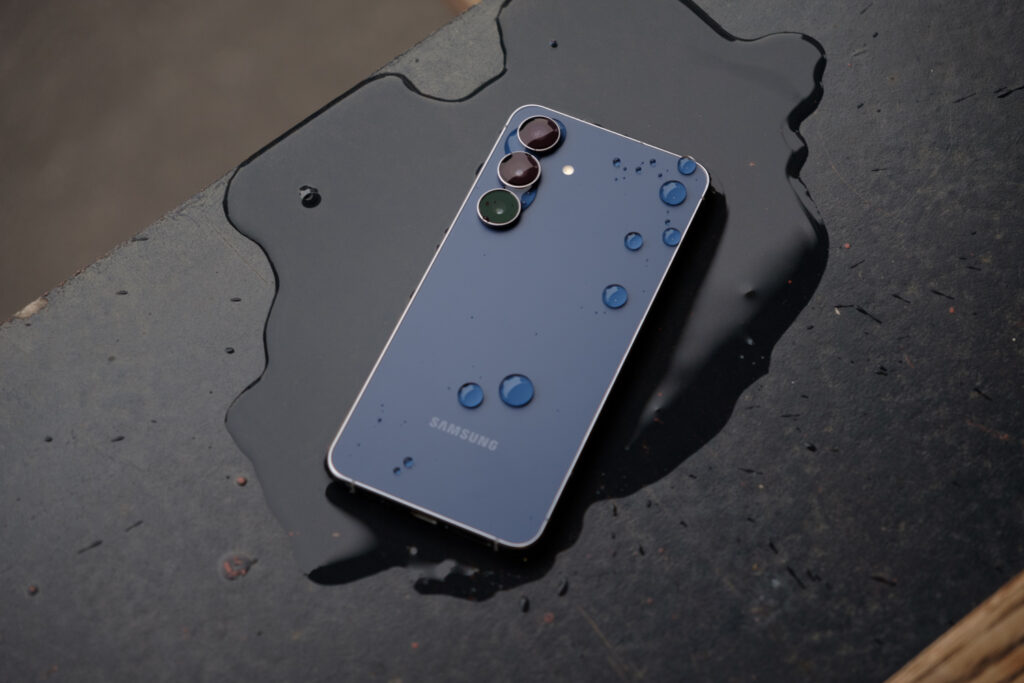 Galaxy S25 FE và tinh thần Quiet Luxury: cao cấp trong trải nghiệm, vừa tầm trong giá trị- Ảnh 1.