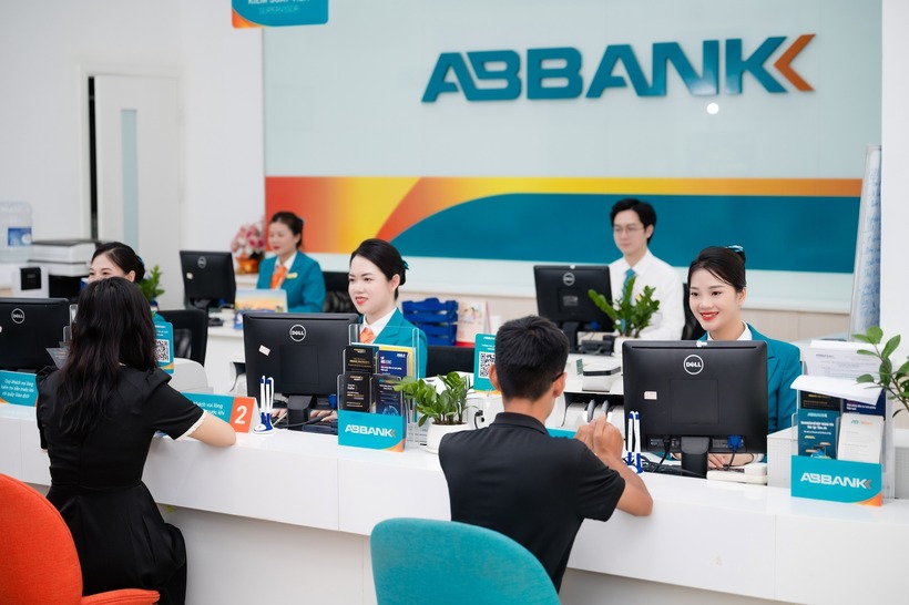 ABBank (ABB) dự kiến tăng vốn điều lệ lên gần 14.000 tỷ đồng.