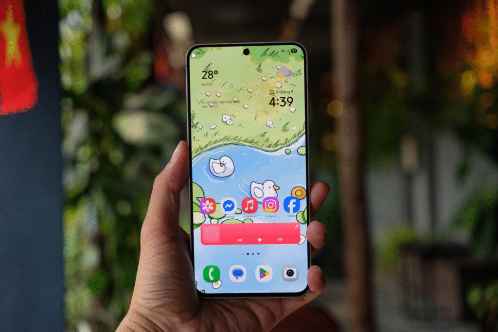 Thêm lý do chọn mua Galaxy S25 FE: Làm được nhiều thứ mà smartphone khác giơ tay đầu hàng- Ảnh 1.