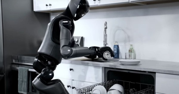 Robot sắp thành giúp việc AI: Biết gấp khăn, xếp bát đĩa