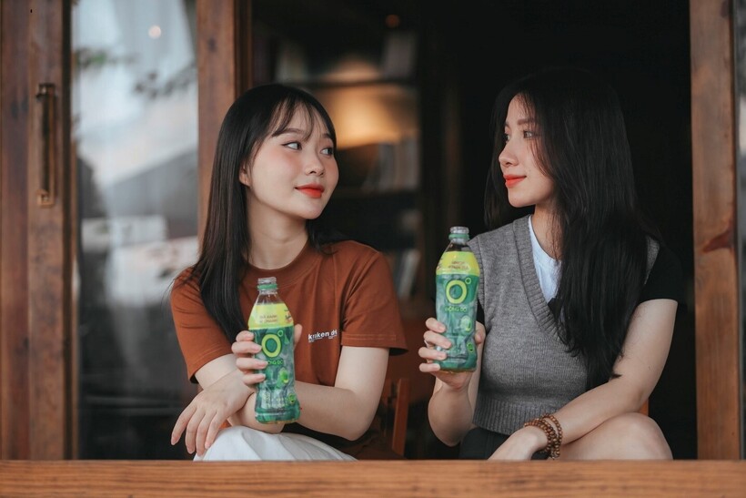 Trà Xanh Không Độ là thức uống yêu thích của nhiều tân sinh viên để giảm căng thẳng mệt mỏi mỗi ngày.