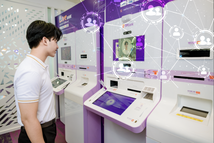 Hơn 98% giao dịch của khách hàng TPBank diễn ra trên kênh số với hơn 14 triệu người dùng