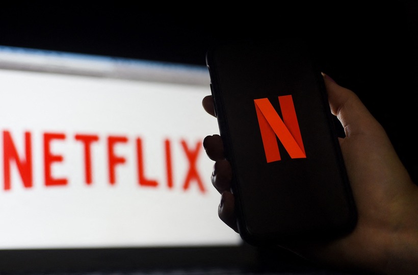 Việc tìm cách xem phim Netflix miễn phí không khó, chỉ cần bạn biết tận dụng những chính sách dùng thử, ưu đãi từ nhà mạng, hoặc chia sẻ tài khoản hợp pháp thì đã có thể thỏa sức khám phá hàng nghìn bộ phim hấp dẫn mà không cần lo lắng về chi phí.